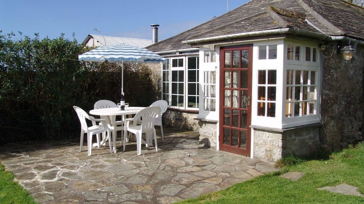 Blisland Cottage | TUMROSE COTTAGE, pet friendly, country holiday cottage in Blisland