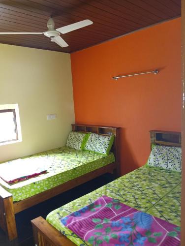 Sringeri House | Tunga Teera