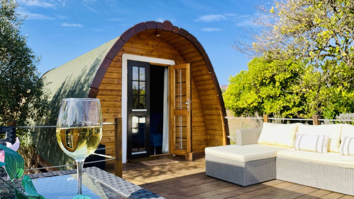 Sao Vicente do Paul Cabin | Turquoise House & have fun at Villa Campus