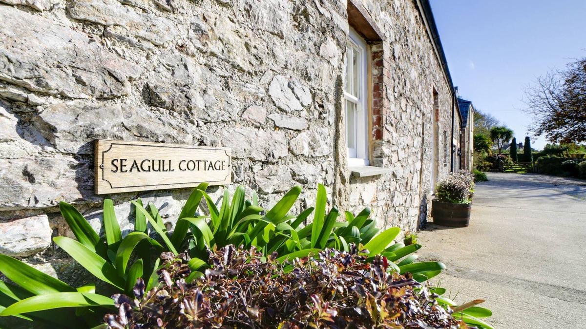 Charlestown Cottage | Turtle Cottage, Charlestown