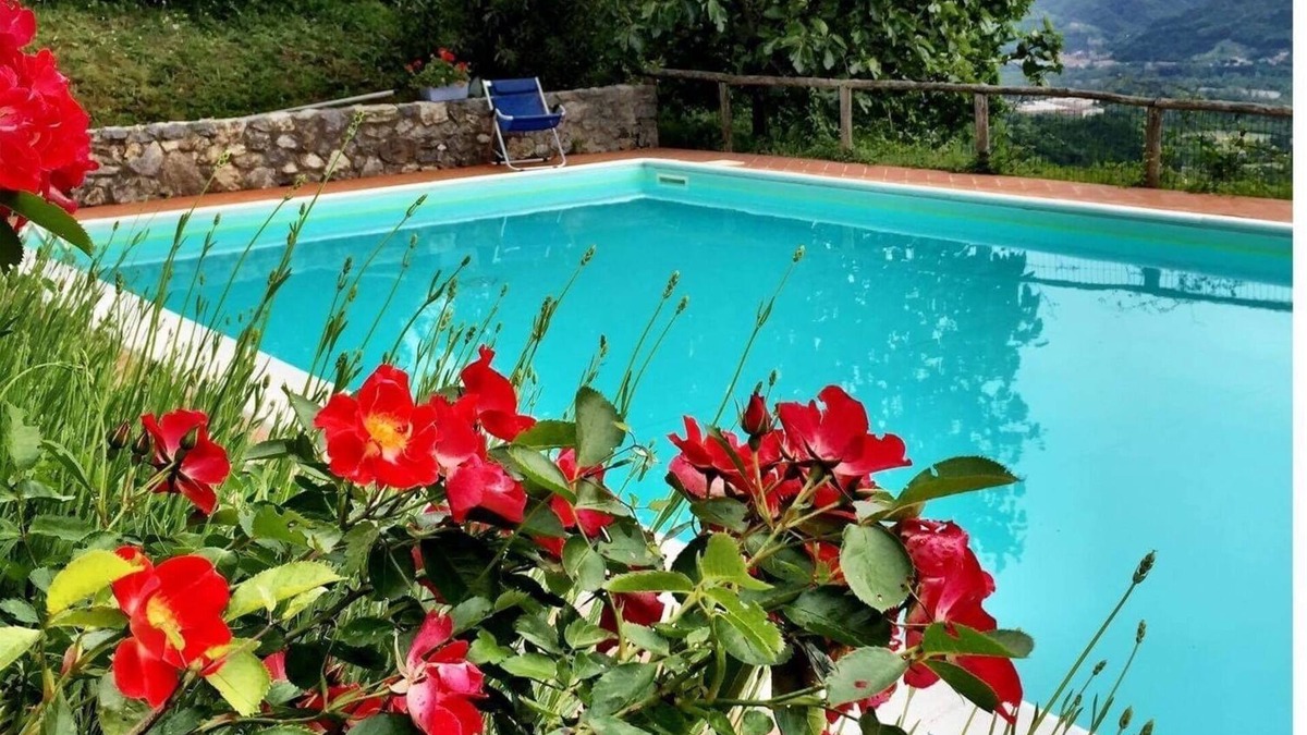 Mologno House | Tuscan Farmhouse in Hills w/Stunning Views - Private Pool, near Barga