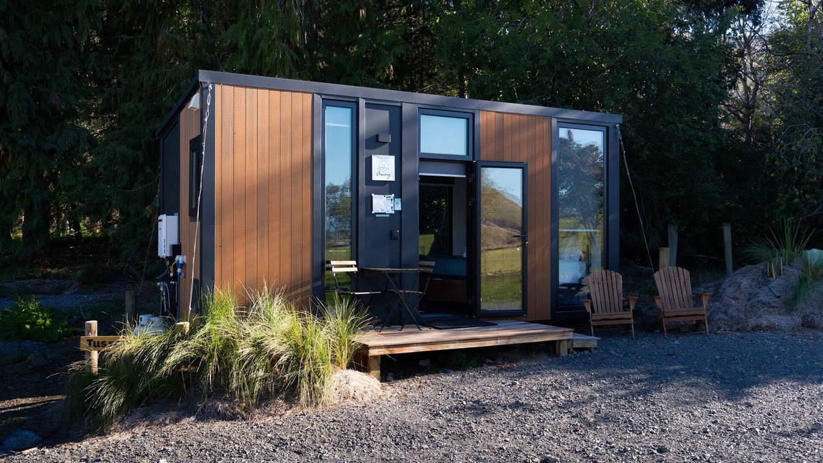 Mackenzie Country House | Tussock Views by Tiny Away