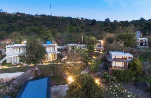 Sikhio Resort | Twelve Oclock Resort