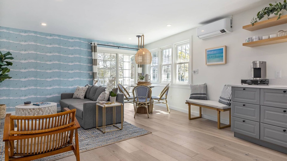 Ogunquit Apartment | Twenty Shore - 1 Surf Suite
