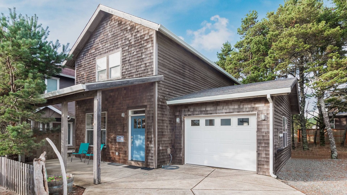 Pacific City House | Twin Sands #168 - Updated, cozy, hot tub home. Dog OK