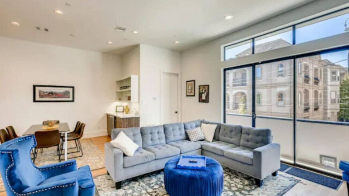 Neartown House | Two 4-Story Homes/Near Downtown/8 BDRMS/For Groups