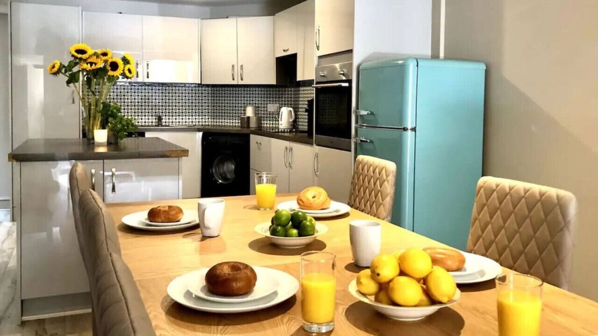 Tarvin House | Two adjacent houses in Tarvin Nr Chester - For 26