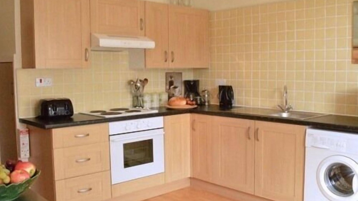 Newcastle-upon-Tyne Apartment | Two Bed Apartment-Private Bathroom-Field House
