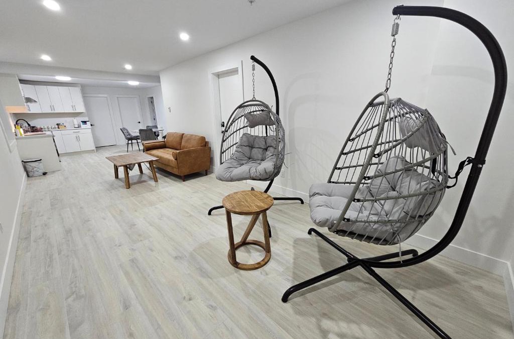 Mission Apartment | Two bed one bath private suite in heart of mission