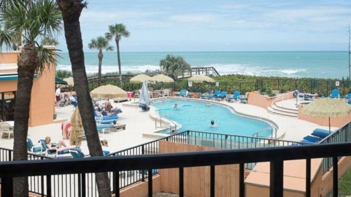 Indian Harbour Beach Condo | Two Bedroom Ocean Front, Luxury Condo, Indian Harbor, Florida (1926637)
