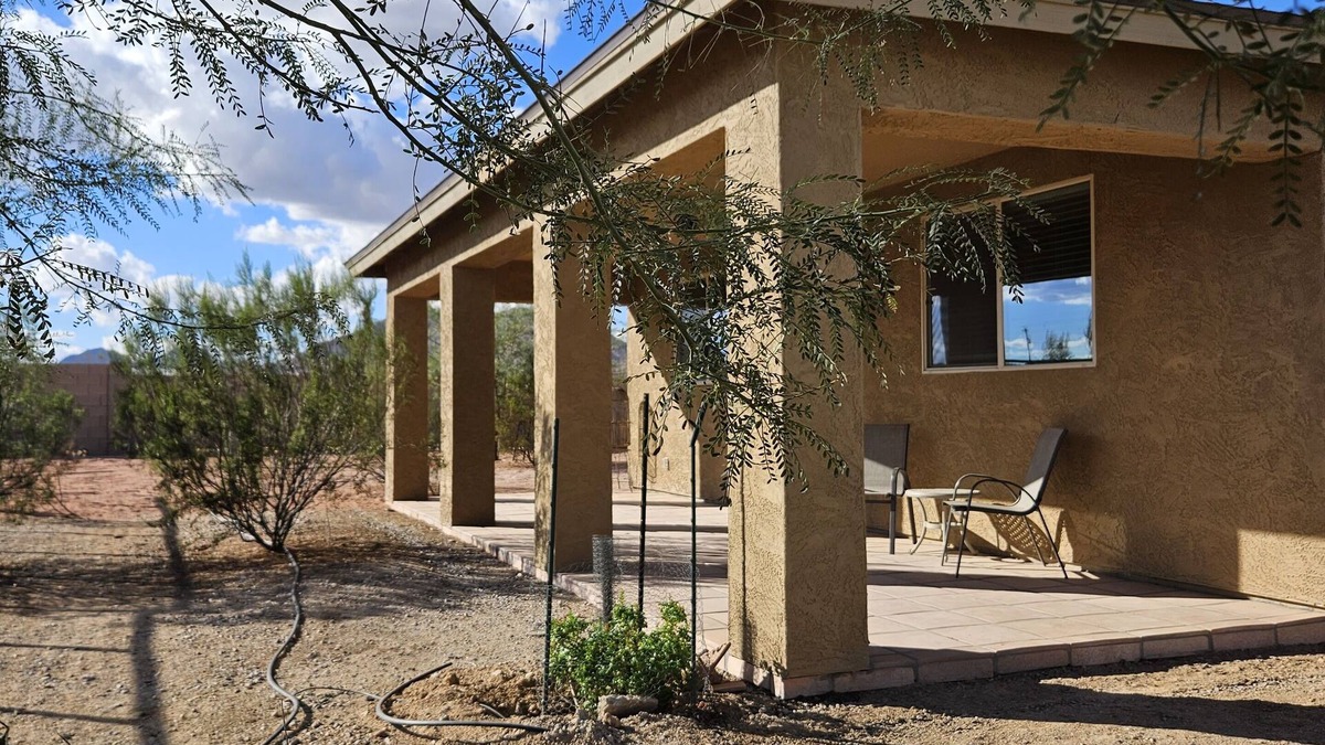 San Tan Valley House | Two bedroom 1 bath Casita, full kitchen, bath and laundry