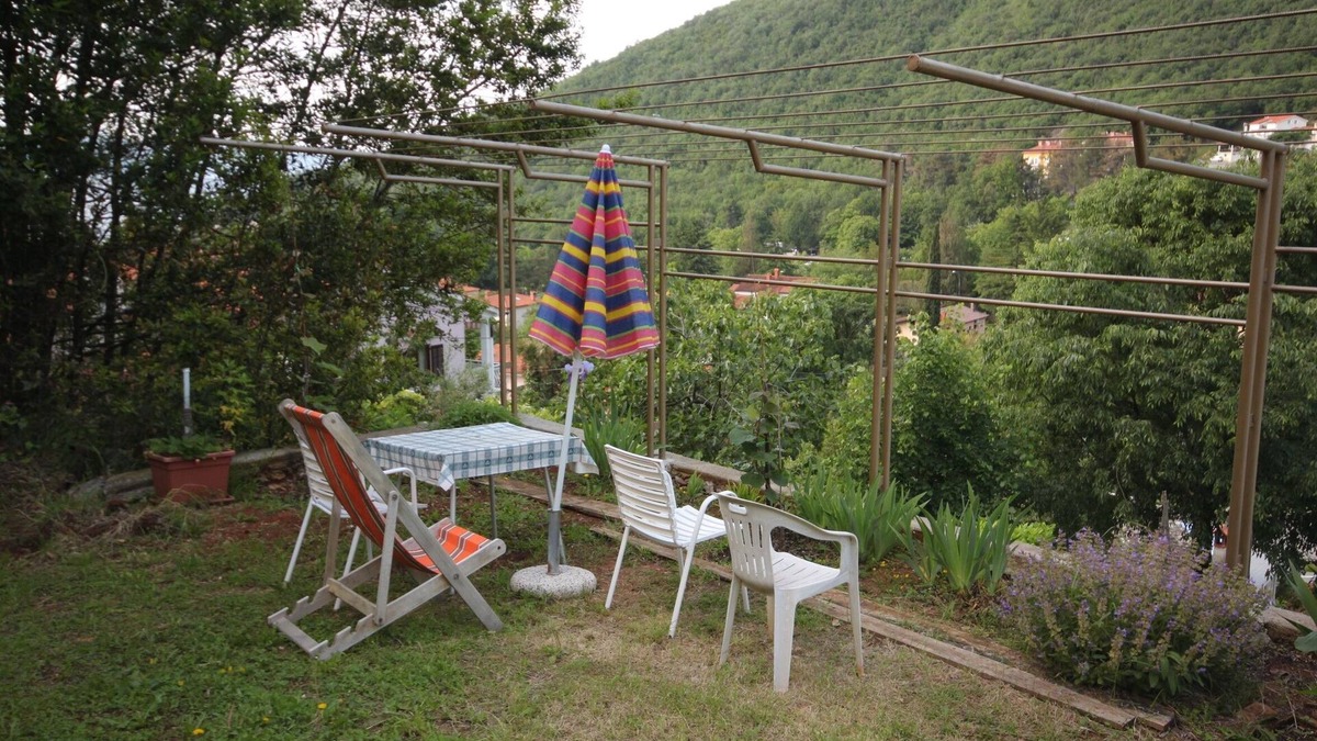 Obrs Apartment | Two bedroom apartment with terrace Mošćenička Draga, Opatija (A-7786-a)