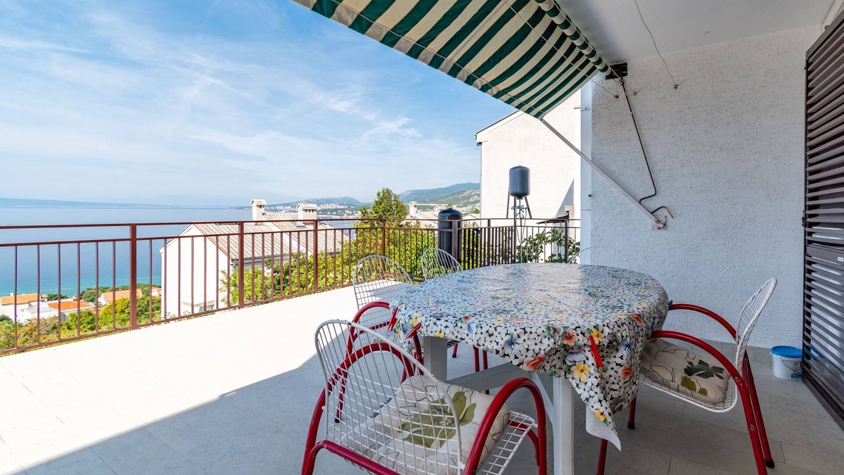 Klenovica Apartment | Two bedroom apartment with terrace and sea view Klenovica, Novi Vinodolski (A-5530-a)