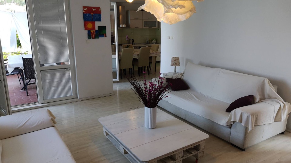 Krucica Apartment | Two bedroom apartment near beach Slađenovići, Dubrovnik (A-9012-c)