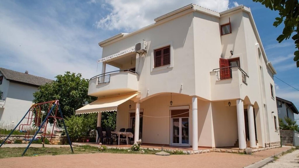 Sukosan Apartment | Two bedroom apartment with terrace and sea view Sukošan, Zadar (A-12313-b)