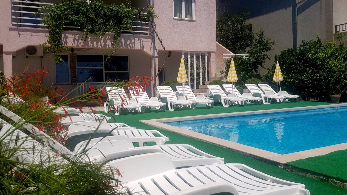 Orebic Apartment | Two bedroom apartment with terrace and sea view Orebić, Pelješac (A-10166-d)