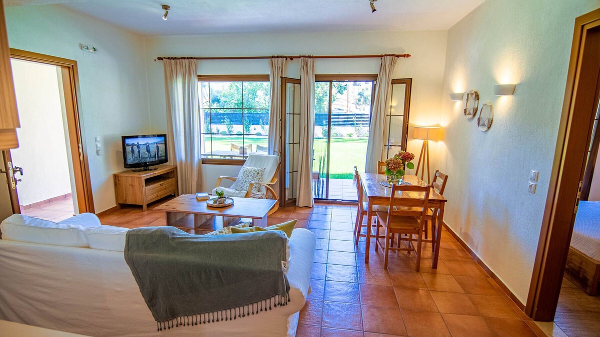 Agia Paraskevi Apartment | Two Bedroom luxury apartment