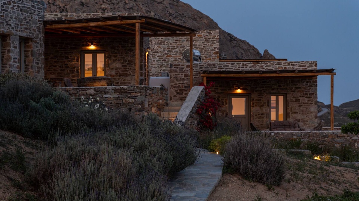 Serifos Apartment | Two Bedroom Maisonette with Sea View by Ammoa Feelgood Boutique Houses