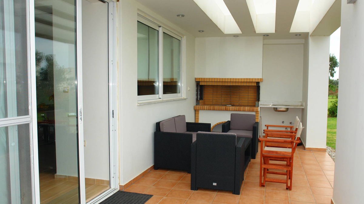 Andravida-Kyllini Villa | Two bedroom villa with private garden and parking