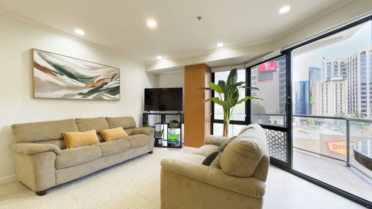 Auckland Central Business District Apartment | Two bedrooms Condo with Skytower View