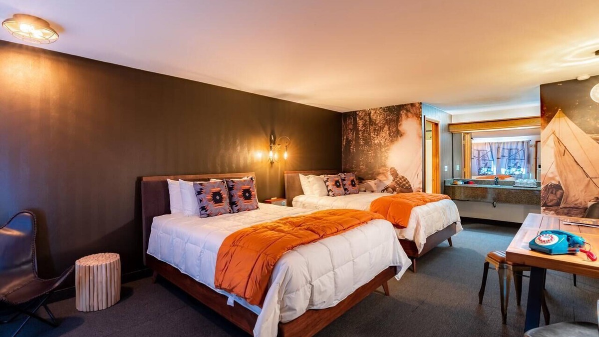 Orchard District Hotel | Two Comfortable Units with Free Parking, Onsite Swimming Pool!