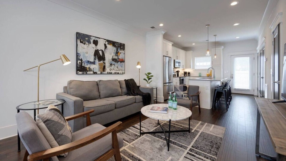 Charlotte Park Apartment | Two Gorgeous Homes- 20 Guests- Amazing Location