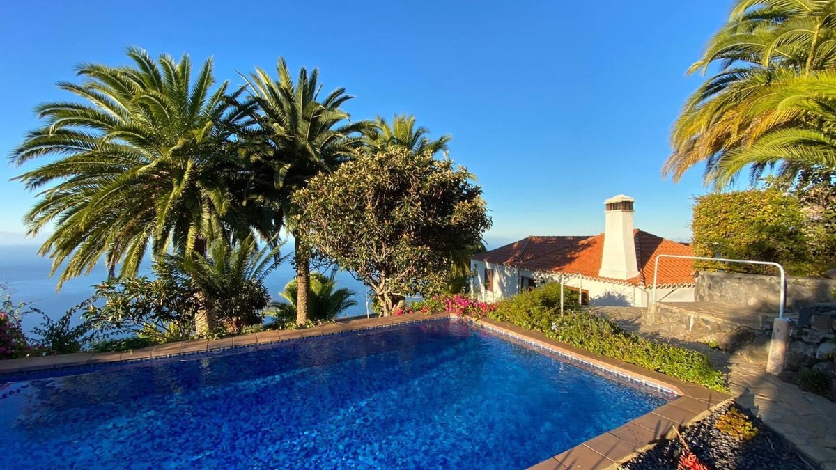 Tijarafe House | Two houses with pool on 23,000 sqm property