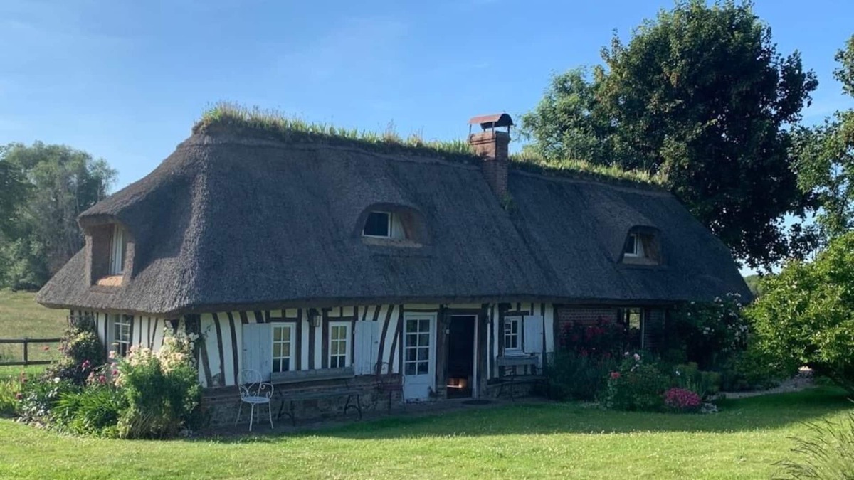 Sainte-Opportune-la-Mare House | Two Norman cottages