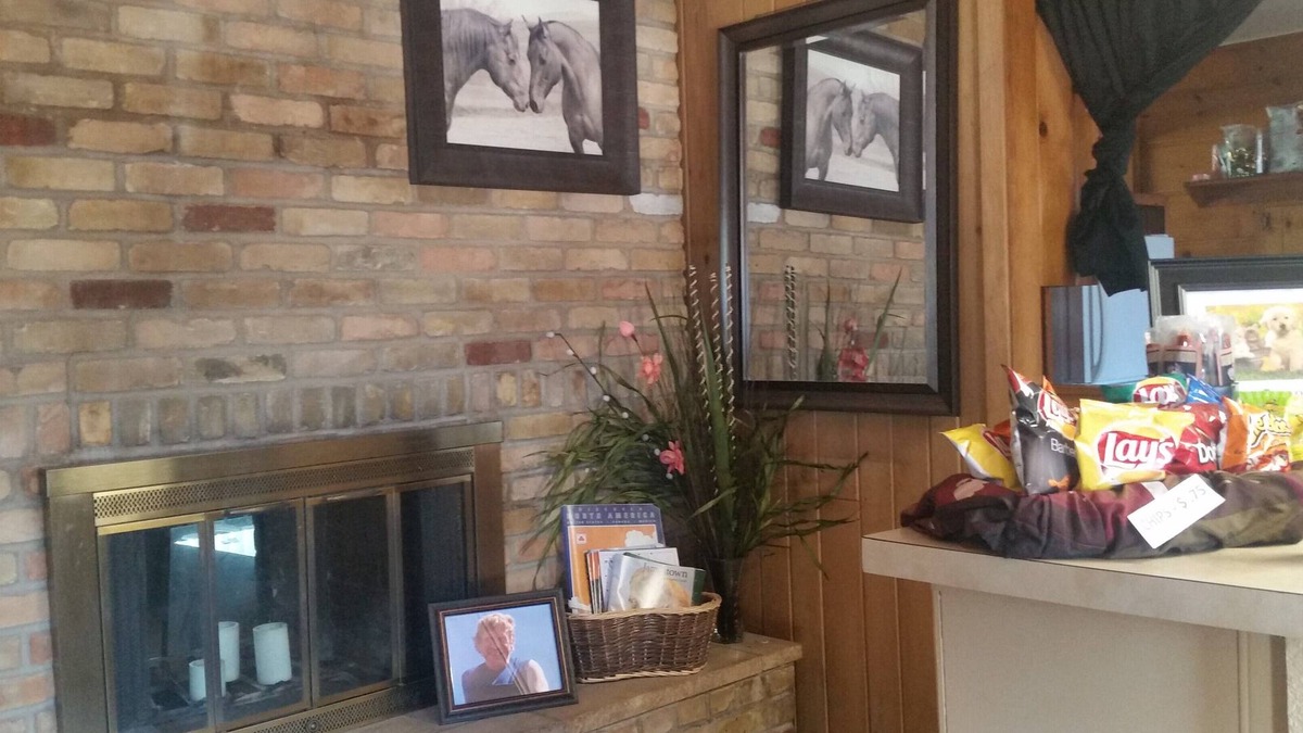 Jamestown Hotel | Two Rivers Inn West