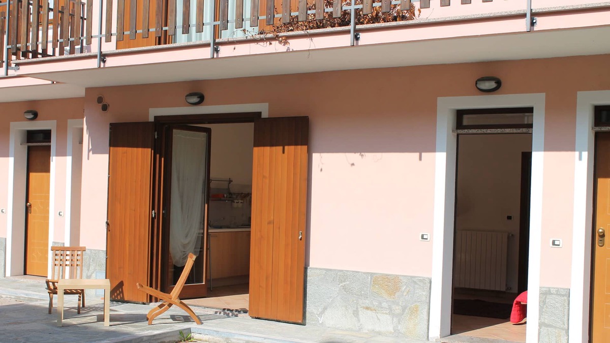 Calizzano Apartment | Two-room apartment with private garden