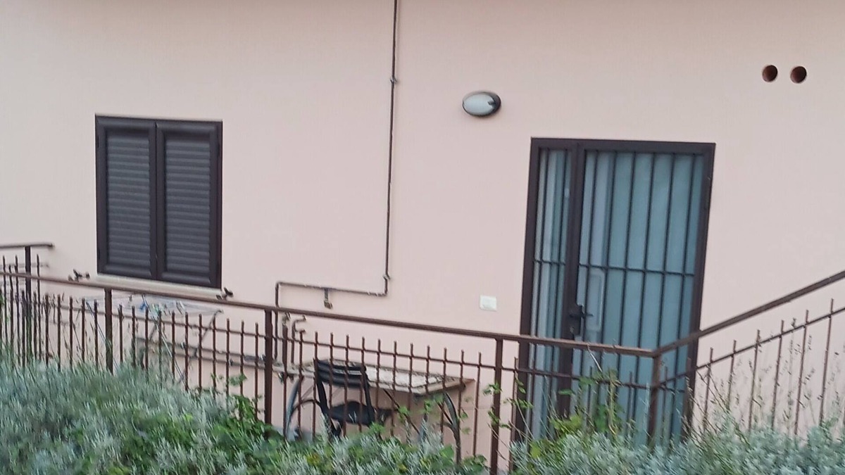 Coppito Apartment | Two-room apartment opposite Coppito Hospital and University, 2.5 km from GDF