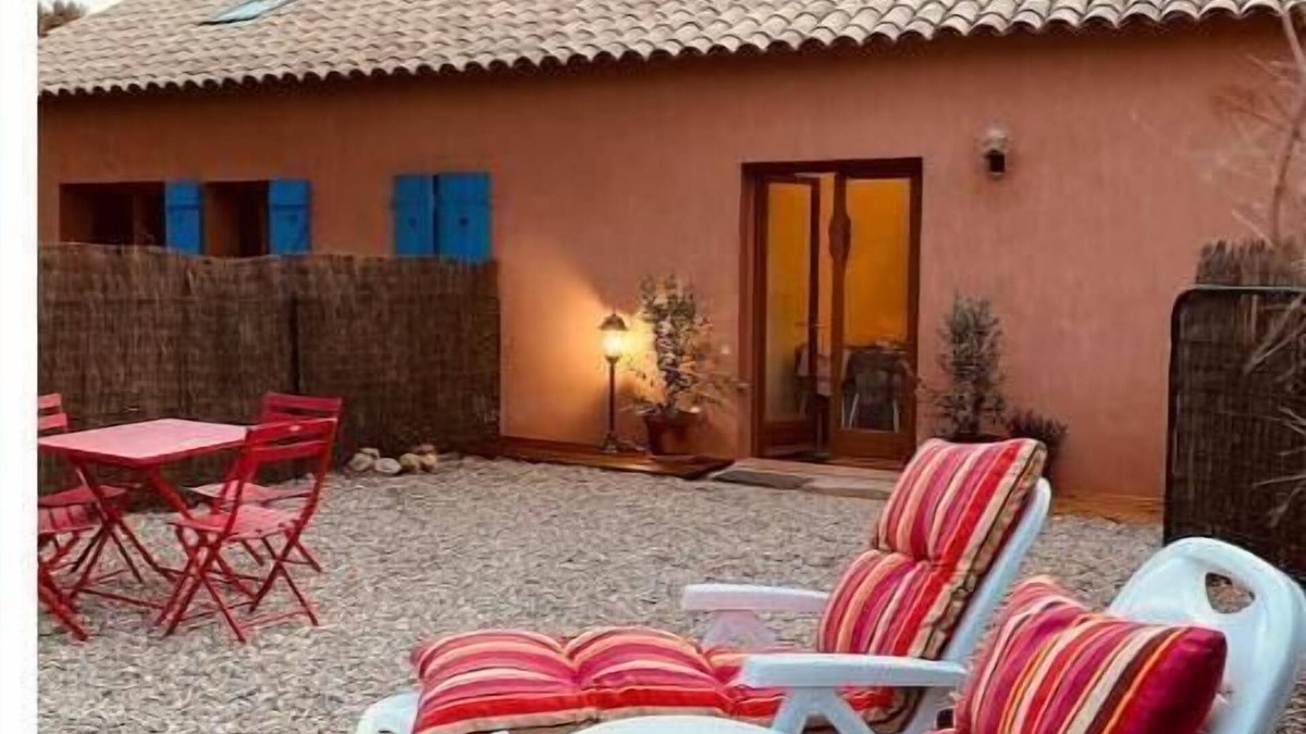 Taradeau Cottage | Two-room Cottage: La Tannière