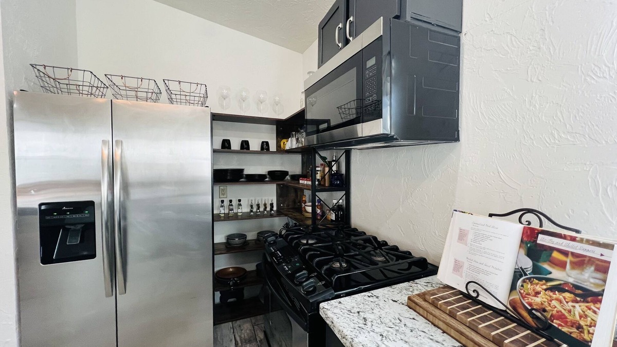 Gardiner House | Two story condo! Pet Friendly! Huge Deck!