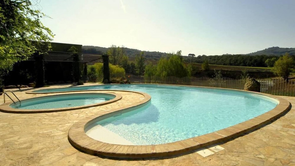 Teverina di Cortona Villa | Two villas and a cottage in a 60 Ha private property, Pool, WiFi, fishing, bikes