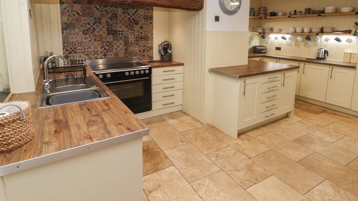 Crosswell Cottage | Ty Llwyd