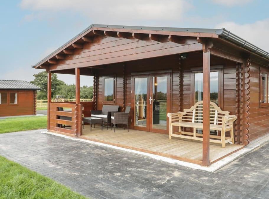 Dwyran Ski Chalet | Ty Mai, Parc Y Fronwen