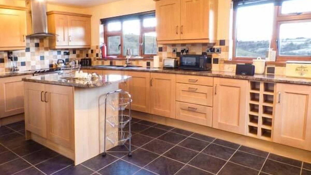 Llanbadarn Fynydd Cottage | Tynddol Bungalow