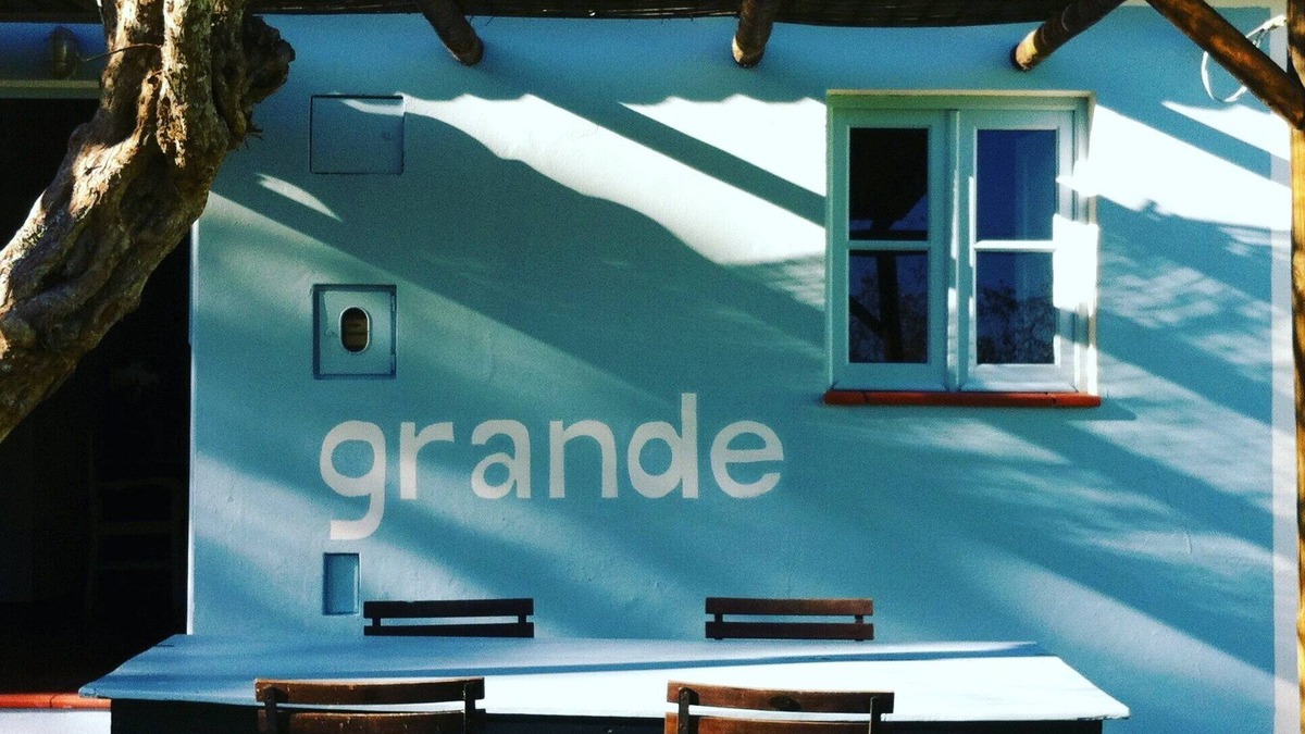 Santiago do Cacem Cottage | Typical alentejan cottage in the countryside, with communal pool.