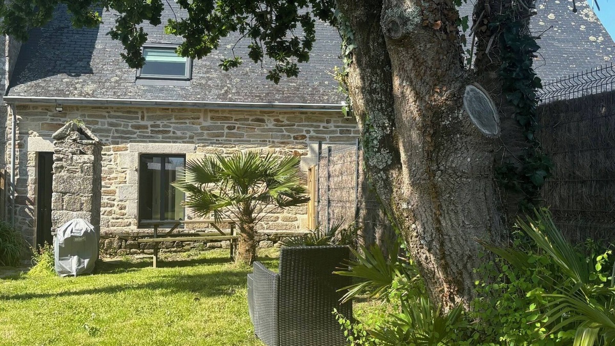 Beg-Meil House | Typical Breton house "Ty Breizh" Beg Meil Fouesnant plage des oiseaux