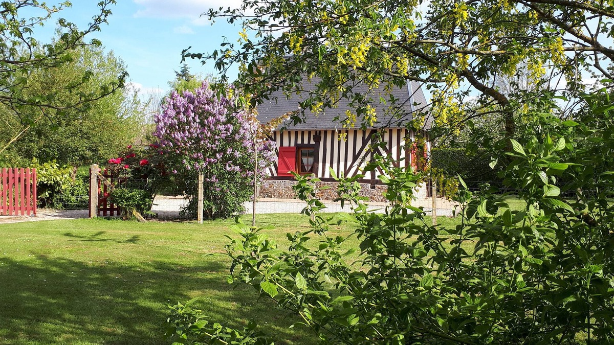 Plasnes Cottage | Typical cottage in Normandy Campaign
