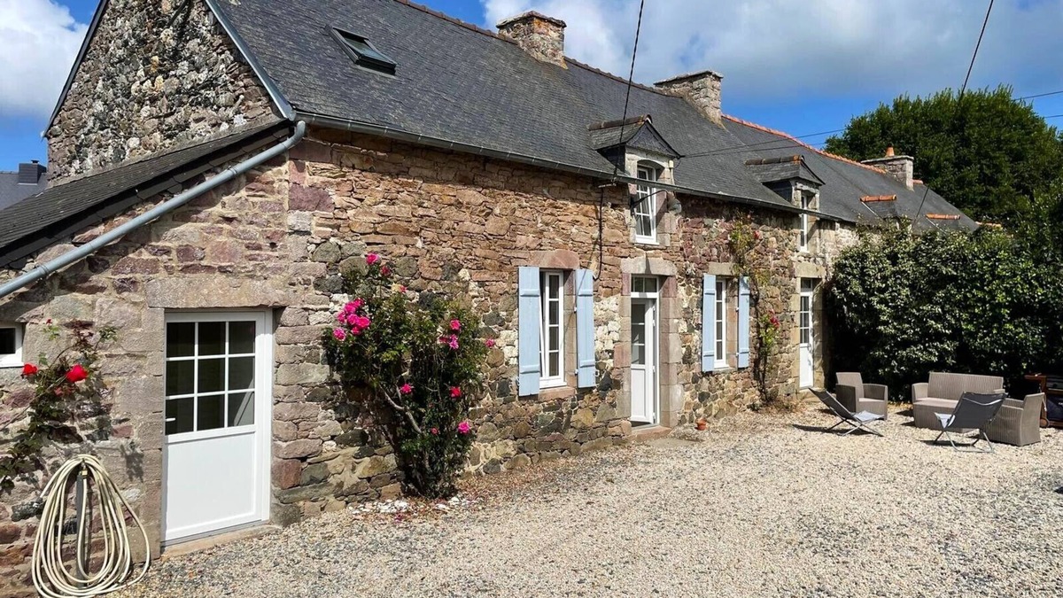 Plevenon House | Typical house, Cap Fréhel, 5 km from sandy beaches, enclosed garden, barbecue