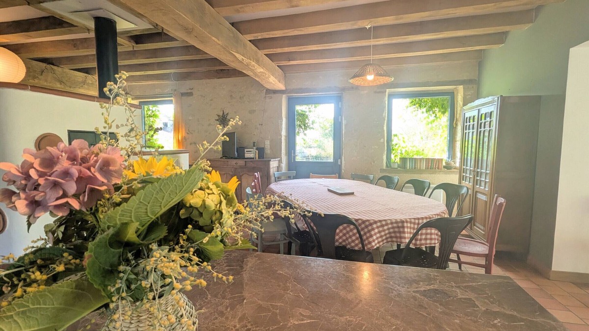 Thenay Cottage | Typical house in Berry with private garden, BBQ and parking