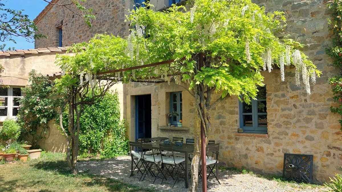 Camallera House | Typical house with garden and pool