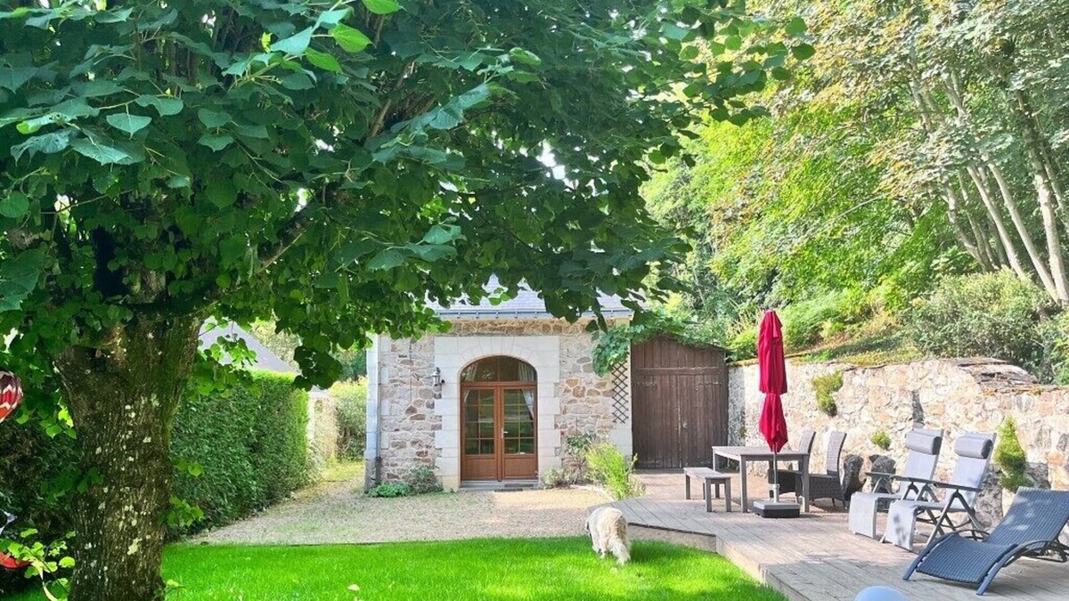 Gennes-Val-de-Loire House | Typical Loire Valley stone house near Saumur, 2-4 people, quiet