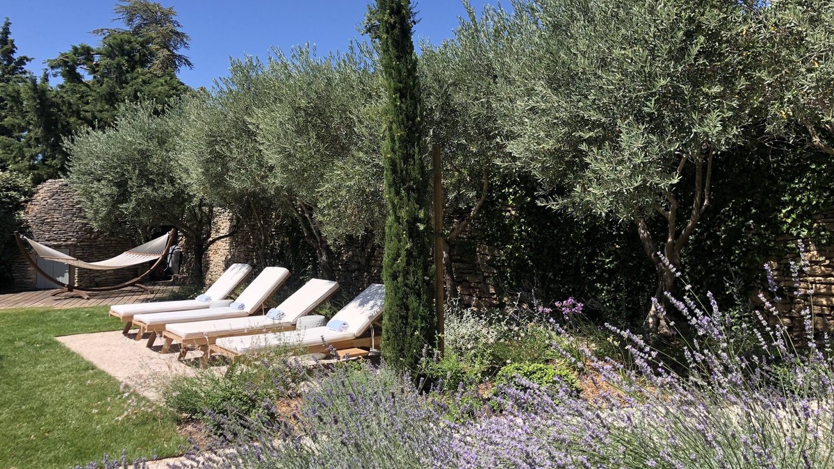 Gordes Villa | Typical Provencal Villa in Gordes village center with garden, parking and pool.