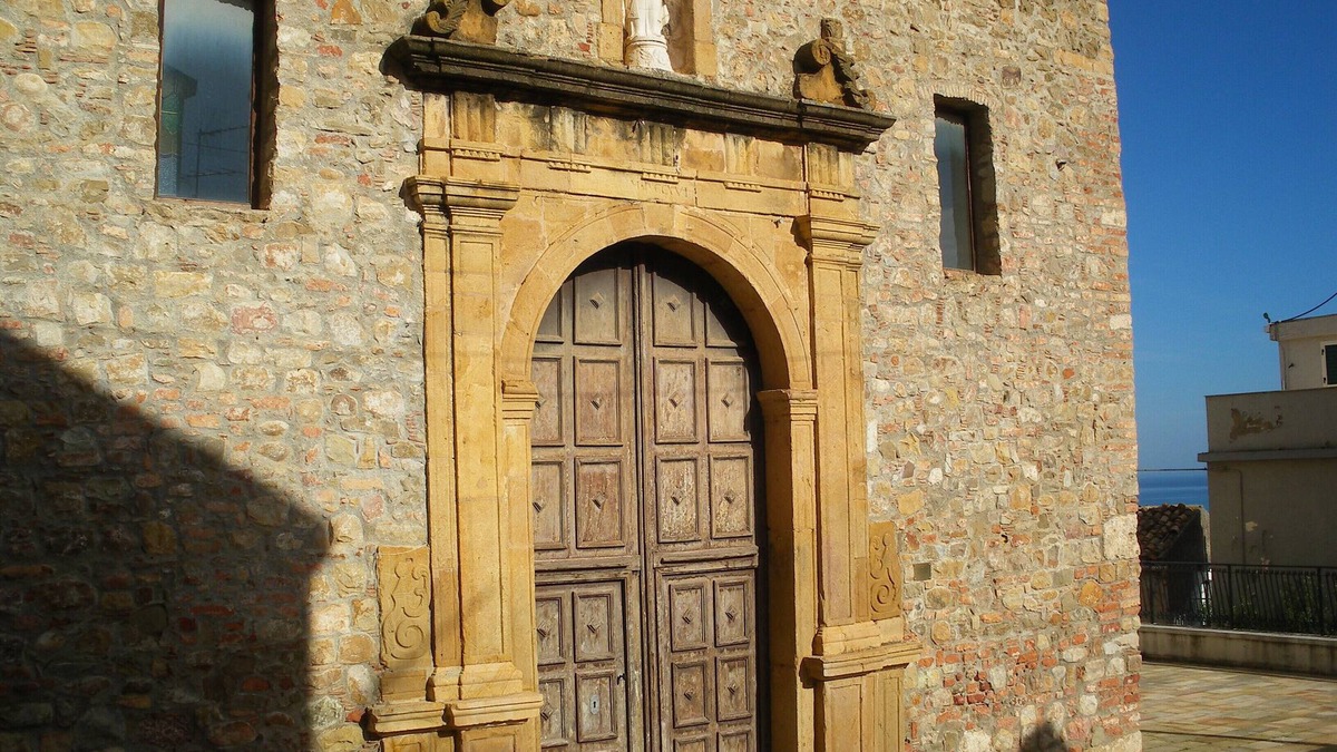 Caronia House | Typical Sicilian house in a quiet village near Cefalù