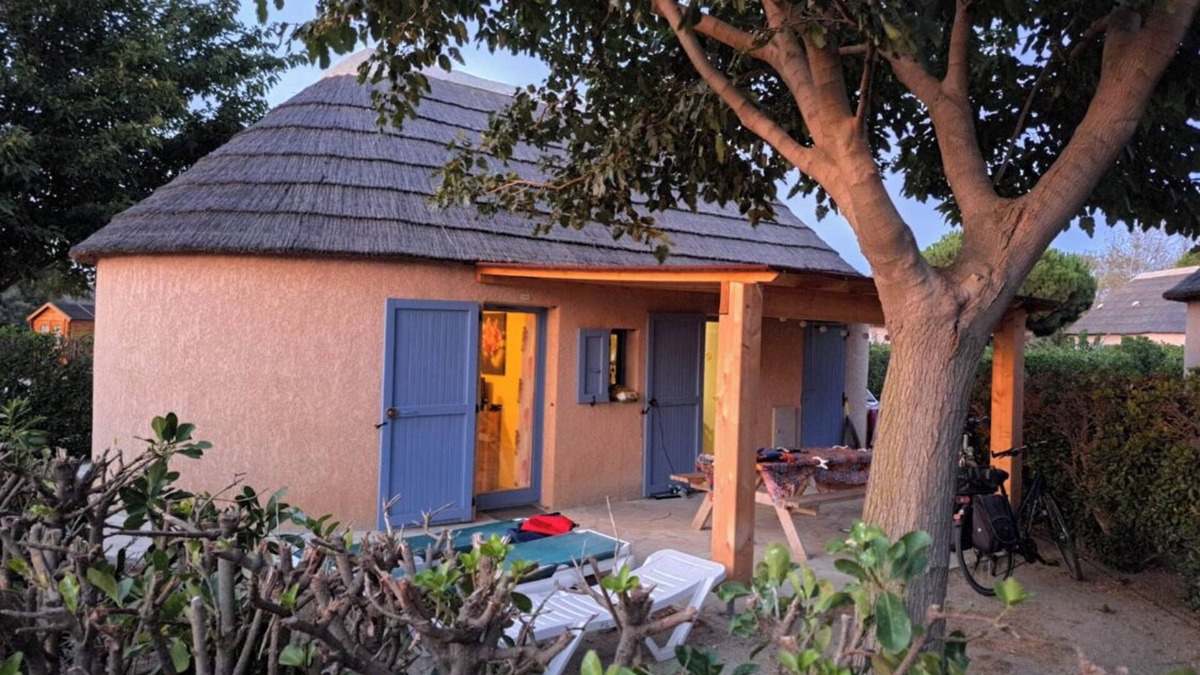 Coudalere House | typical small house, air-conditioned fisherman's farmhouse (swimming pool, jacuzzi, sauna, fitness room)