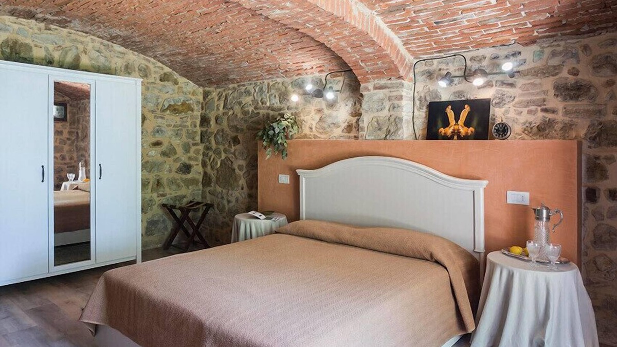 Bagno a Ripoli Villa | Typical Tuscan Countryside Cottage near Florence