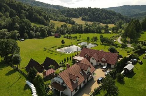 Rabe House | "U Macieja"- Twoje miejsce w Bieszczadach