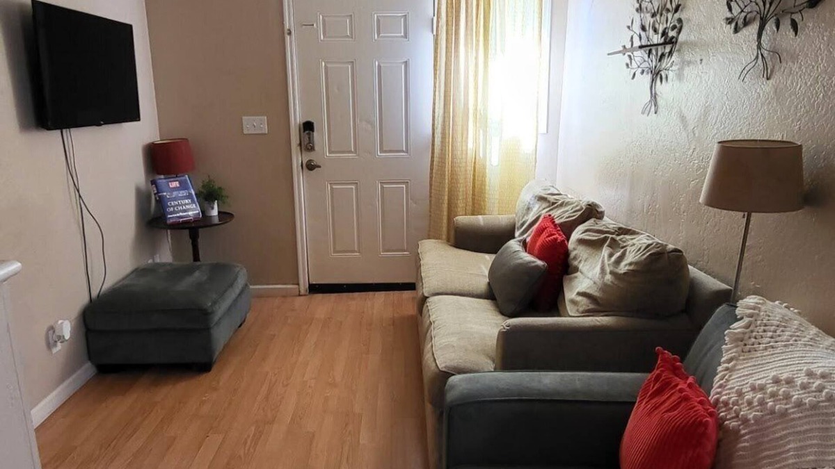 Garfield Apartment | U3 - Comfortable 1 BR/1 BA APT in DT PHX w/pkg